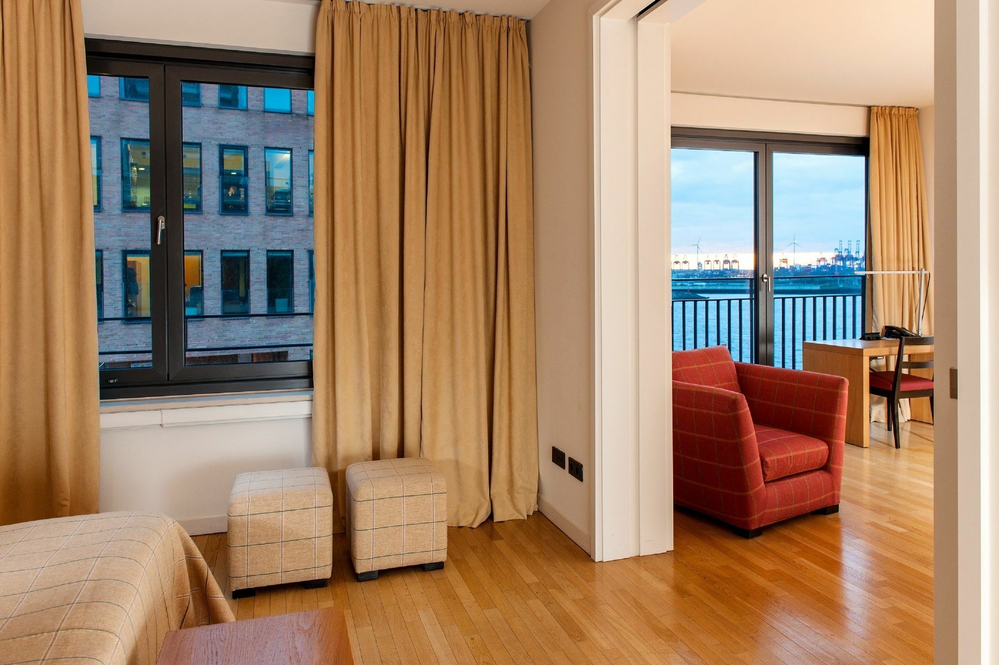 Clipper Boardinghouse - Hamburg-Holzhafen Aparthotel ภายนอก รูปภาพ